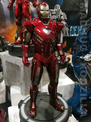 原版hottoys ht 复仇者联盟 ironman 钢铁侠 mk39 百夫长