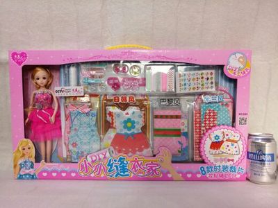 怎么给芭比娃娃做衣服,房子和家具