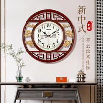 New Chinese solid wood hanging clock Living room Atmosphere China Wind Home Fashion creative quartz Clock Table retro wall-mounted wall clock