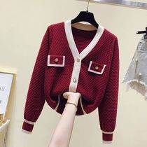 South Korea 2021 autumn and winter New short small fragrant wind age reduction color v-neck sweater womens wild sweater coat tide