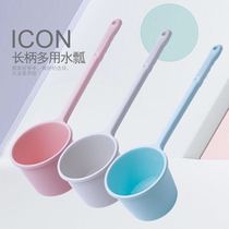 Long handle plastic water scoop baby wash water spoon Kitchen thickened water scoop water scoop Children Baby Bath scoop