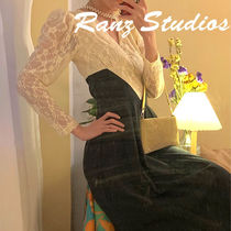 French retro dress Hepburn gentle style lace stitching design sense v collar waist slim temperament long skirt autumn