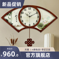 Living room mute hanging clock Chinese style retro timepiece Garden Chinese wind hanging table creative antique bedroom table fashion personality