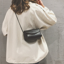ins Super fire new small bag female 2021 New Tide Korean version Joker mini retro texture crossbody shoulder bag