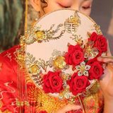 2019 new Chinese style hand-in-hand bouquet bride dragon and phoenix show Wo clothing fan wedding hand fan group fan diy material