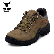 XGN bull waterproof hiking shoes men and women non-slip wear-resistant light outdoor shoes autumn leather mountain climbing shoes