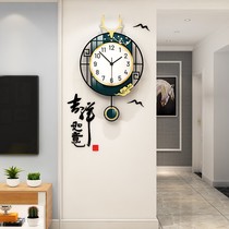 Light luxury decorative clock modern simple creative wall wall clock Chinese living room home fashion atmospheric clock hanging
