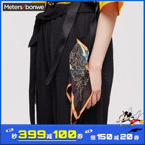 [quintessence of Peking Opera] women's silk scarf of metersbonway 2020 summer new fashion printed personalized women's small square scarf