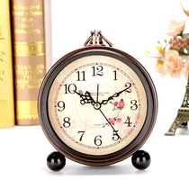European-style clock living room decoration desktop clock retro table clock ornaments sitting table American classical desktop pendulum clock trumpet
