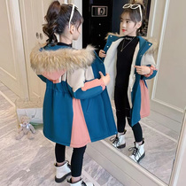 Girls winter clothing pie overcomes 2022 new Korean version of the foreign style plus velvet thickened medium and long cotton coat childrens fashion jacket