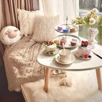 Simple solid wood floating window table day style tatami balcony tea table Nordic small table pit table bedroom carpet round table