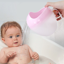 Yiqianai baby bath water spoon Plastic thickened childrens shampoo cup scoop baby bath products water drift spoon