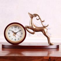 Clock clock ornaments old-fashioned creative fashion Chinese solid wood home desktop American clock European style retro clock