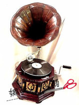Antique phonograph Octagonal Making Machine Completed Corner Retro Antique Old Style Large Horn Recording Machine