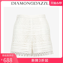 Diamond dazzle new white woven casual lace shorts women 1a2q1012