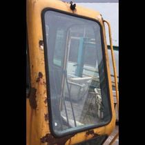 XCMG crane 8 tons crane front cover glass old Model 8 tons on the front windshield plane
