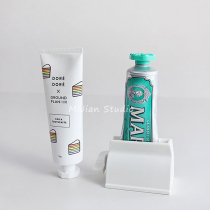 Rice room manual toothpaste facial cleanser toothbrush holder Japanese toothpaste stand squeezing toothpaste artifact