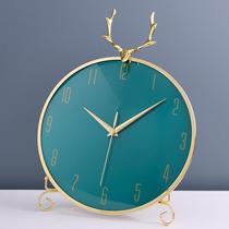High-end clock clock light luxury ornaments clock home desktop living room modern simple personality creative silent table clock