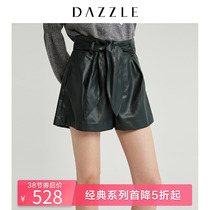 Dazzle Disu spring new dark green soft leather lace up A-shaped shorts for women 2g3q1021q
