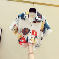 Tide card 2022 Summer new retro Aging Shirt Woman Hit color printed foreign air blouses Korean version Short sleeves Snow spinning lining clothes