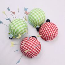 Plaid cloth convenient wrist DIY tomato pin device manual pin plug