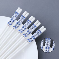Jingdezhen household ceramic chopsticks are healthy and environmentally friendly. Non-moldy bone china is non-slip high temperature resistant and easy to clean.