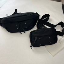 Small crowd Margiela Margiela men and women with the same paragraph mm6 black waterproof nylon shoulder Messenger bag chest bag waist bag