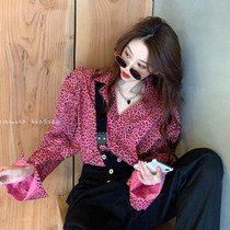 2021 autumn and winter New BAO WEN retro light mature wind temperament West collar bubble sleeve loose casual shirt coat women