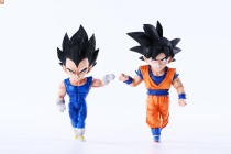 (Scheduled) Saga model play league against boxing Monkey King & Vegeta (set for sale) model