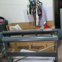 Ten years old shop Boyi 1350 similar to Huijin KY-1350T plotter clothing master FD-1350X wide