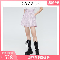 Dazzle ground element autumn new simple A-line striped casual belt shorts female 2G3Q1142G