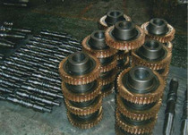  Copper worm gear and worm accessories(can be equipped with reducer motor)