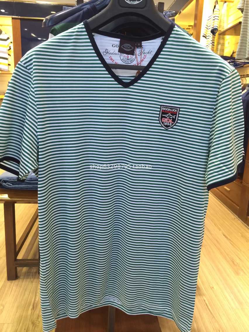 德国鲨鱼goodluck专柜正品 德鲨 修身v领短袖t恤￥1590超值特惠