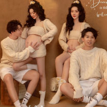Pregnant woman photo photo couple pregnant woman cute hipster fashion thin photo thick knit couple photo studio