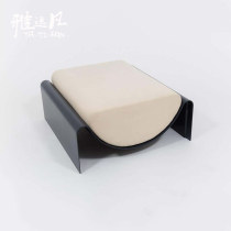 Designer creative metal art sofa stool light luxury cloakroom shoe changing stool simple living room balcony leisure low stool