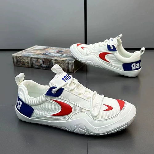 Летняя новая стильная дышащая мужская обувь с сеткой, модная универсальная спортивная повседневная обувь в корейском стиле, легкие нескользящие кроссовки с мягкой подошвой