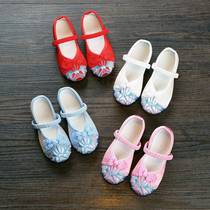 Girls costume shoes National style dance performance shoes Childrens Chinese style embroidered shoes Flat soft-soled old Beijing cloth shoes