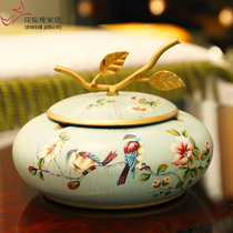 American home with cover ashtrays Creative personality Ceramics Large smoke cylinder Eurostyle Living room tea table Retro containing box