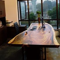 Walnut solid wood large board tea table Tea table Whole large board table Log desk Desktop dining table Light luxury desk boss