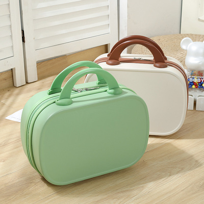 taobao agent Handheld cute capacious retro cosmetic bag, luggage organizer bag, Chanel style