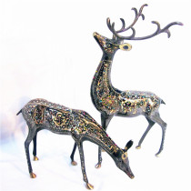 Pakistan crafts handmade bronze newlyweds opening holiday gifts couples Fushou fortune deer recommended