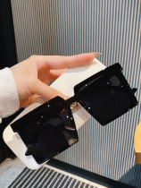 Callen Keith South Korean light extravagant frame square sunglasses female expats with small polarized glasses street slapped sunglasses