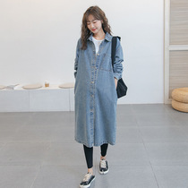 Pregnant woman blouses in spring clothing The long section of Korean version loose with large code denim shirt tide fashion and long style shirt skirt Jing Ling