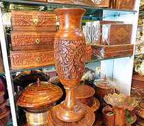 Pakistan handicraft wood carving bottle mahogany vase new gift to friends wedding gift special promotion