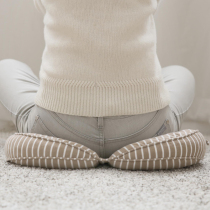 Buttock hip cushion Japanese striped seat cushion office sedentary home decompression memory cotton breathable butt pad