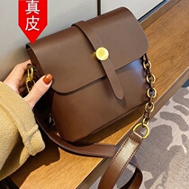 Hong Kong advanced sense large capacity bag 2021 New Tide shoulder bucket bag women shoulder bag Wild