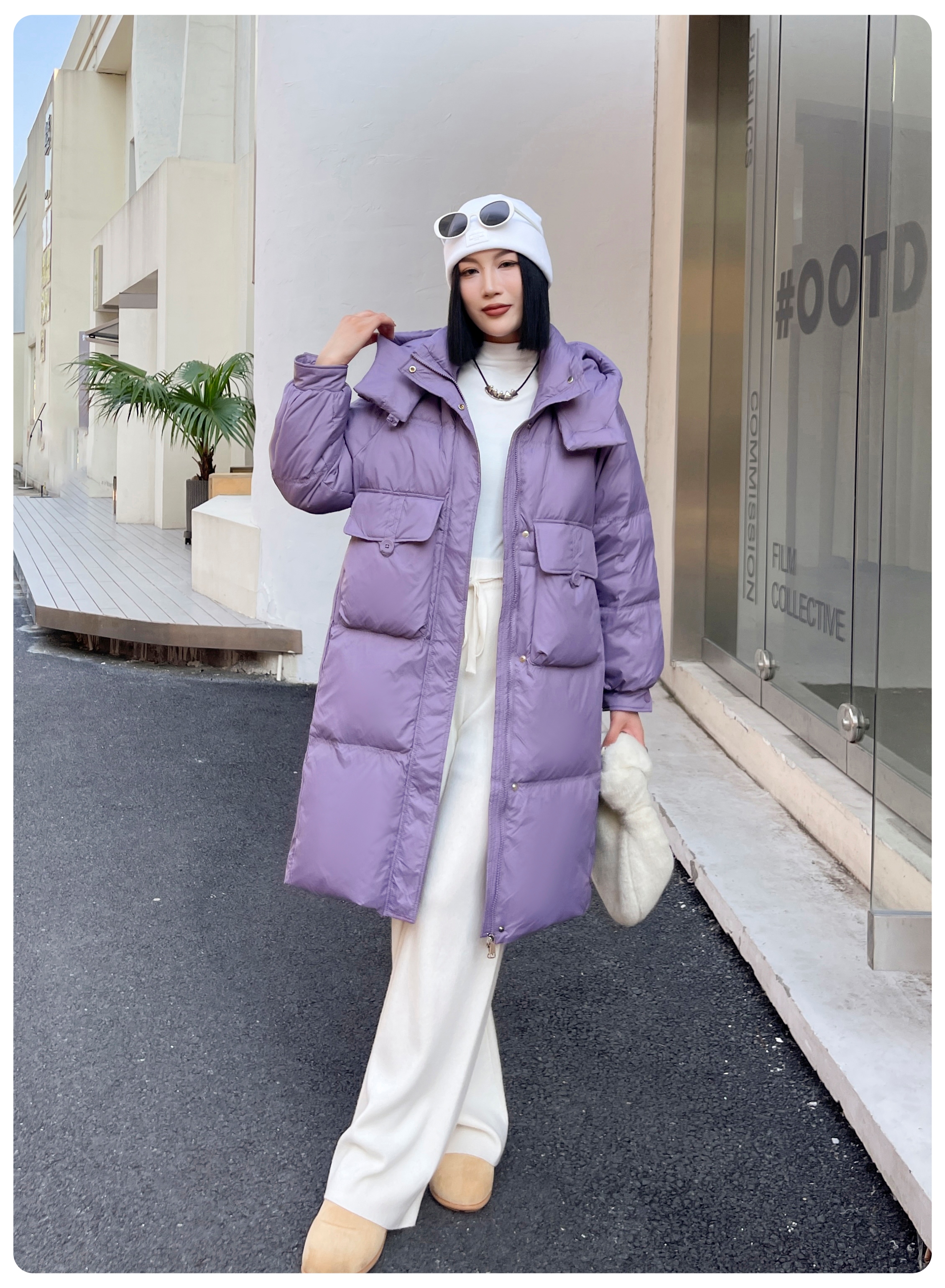 Anti season 2023 Winter New Fashion Comfortable Mid length Knee Strap Down Coat Women's Extreme Cold White Duck Down Coat