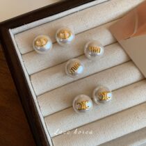 Minimalist Alphabet Pearl Earrings Earrings Woman Autumn Winter Method Ear Nail 2023 New wave High feeling light and luxurious and small crowdsourced