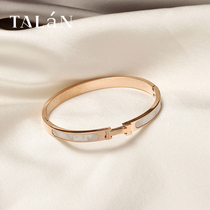  Korean version of the couples gold bracelet womens hand jewelry fashion inlaid niche design ins tide net red titanium steel bracelet
