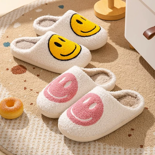 Демисезонные тапочки в помещении, милая удерживающая тепло нескользящая удобная обувь для беременных на платформе для влюбленных